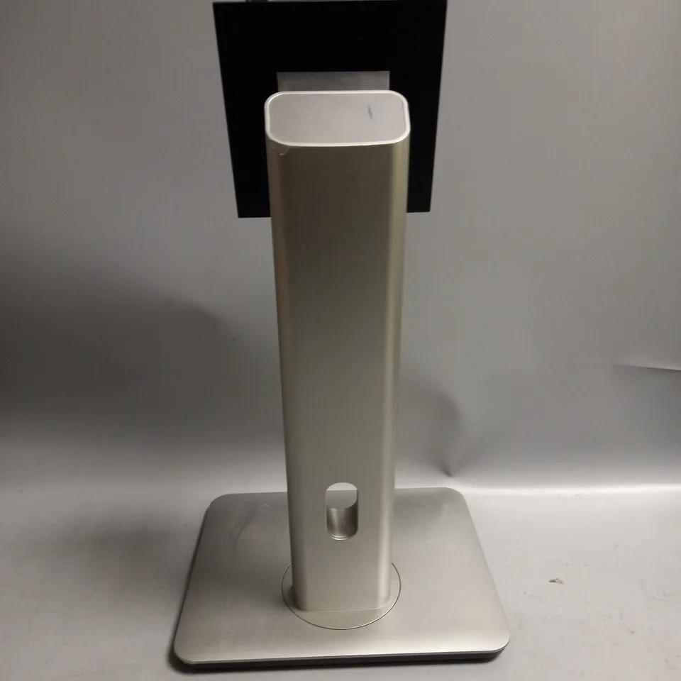 UNBOXED MONITOR / TV STAND SILVER