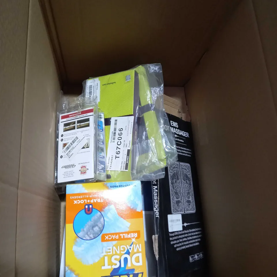 BOX OF 5 ASSORTED ITEMS TO INCLUDE TED BAKER PHONE CASE, EMS FOOT MASSAGER, PIPE REPAIR KIT ETC