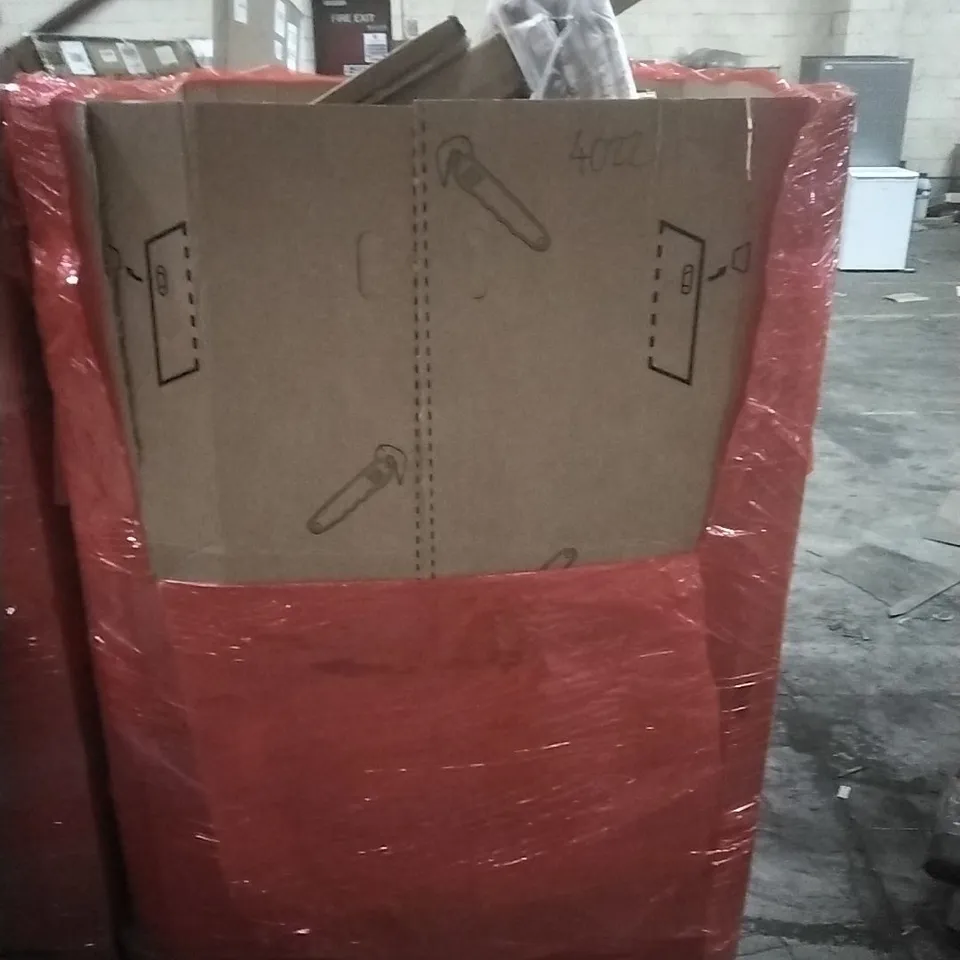 PALLET OF ASSORTED HOUSEHOLD GOODS AND PRODUCTS TO INCLUDE; CUSHIONS BOXED FURNITURE ETC