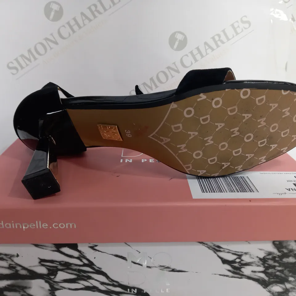 BOXED PAIR OF MODA IN PELLE BLACK OPEN TOE HIGH HEELS - SIZE 6