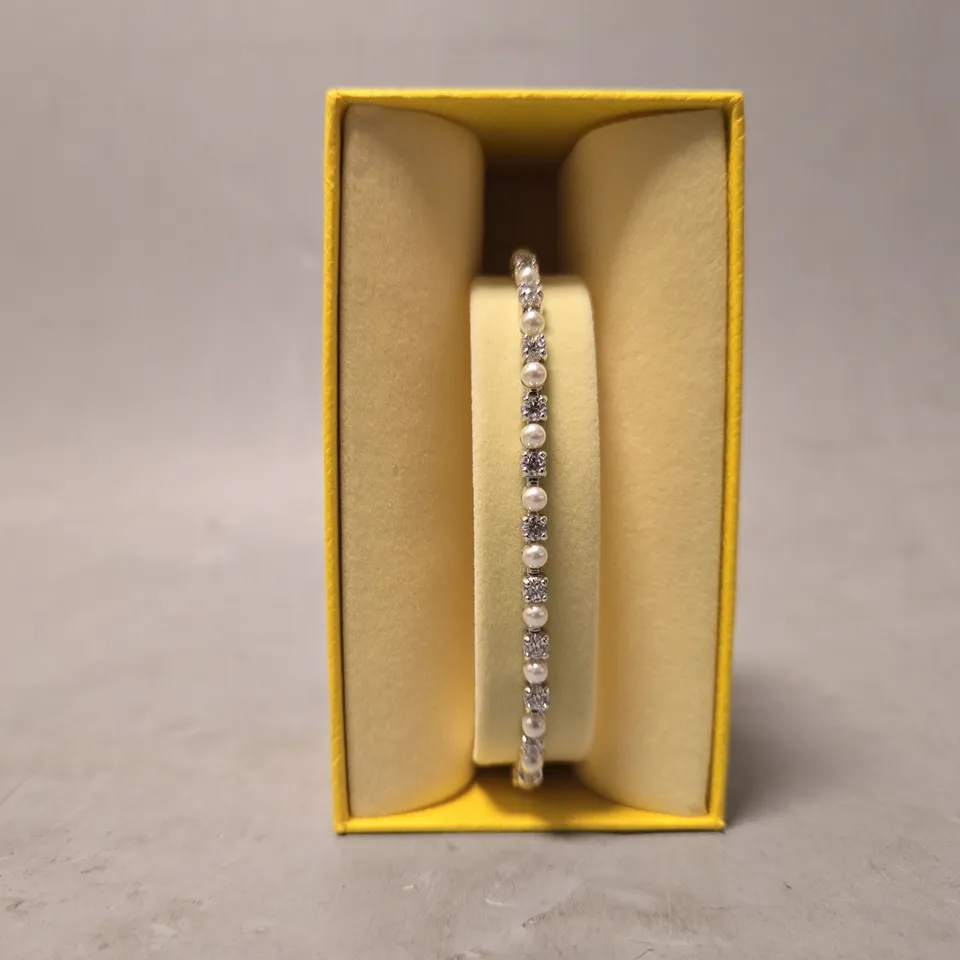BOXED SWAROSKI DEXTERA PAVE BRACELET 