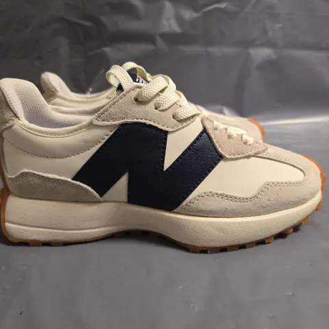 PAIR OF NEW BALANCE CREAM TRAINERS - UK 4