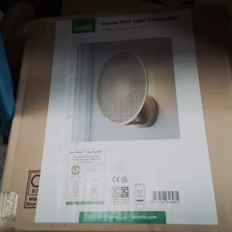 BOXED VIENNA WALL LIGHT CHAMPAGNE