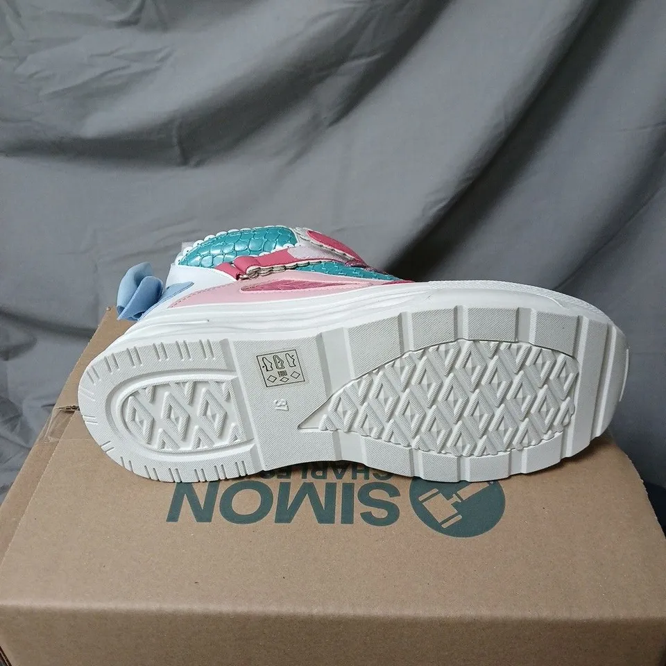 KOI HIGH-TOP SNEAKERS – PINK, WHITE & TEAL SIZE 37