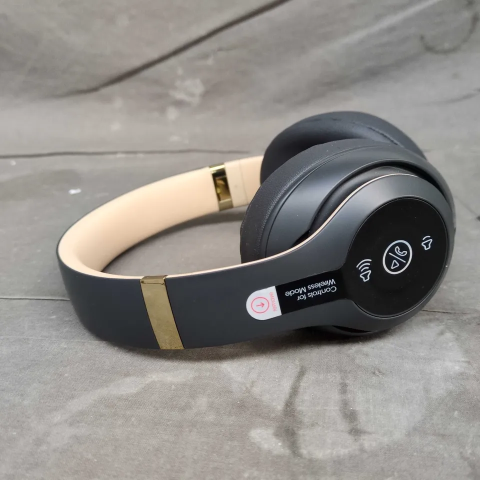 BEATS STUDIO3 WIRELESS HEADPHONES – BOXED