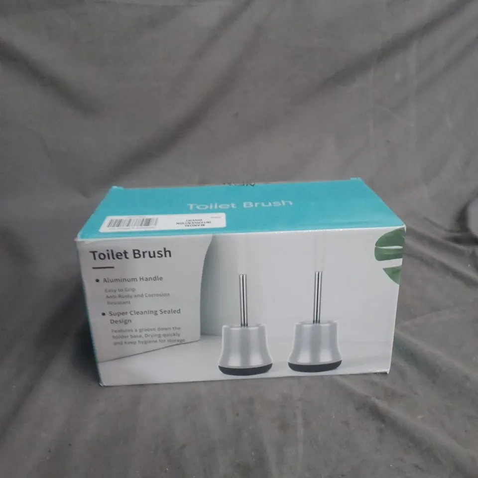 TOILET BRUSH SET WITH DUAL HOLDERS – BOXED