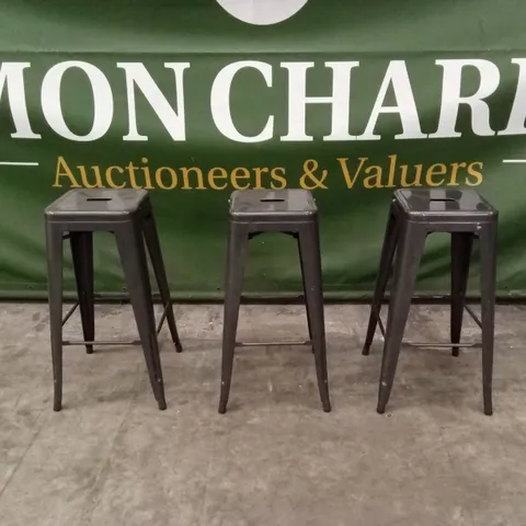 QUALITY DESIGNER SET OF 3 GREY METAL BAR STOOLS