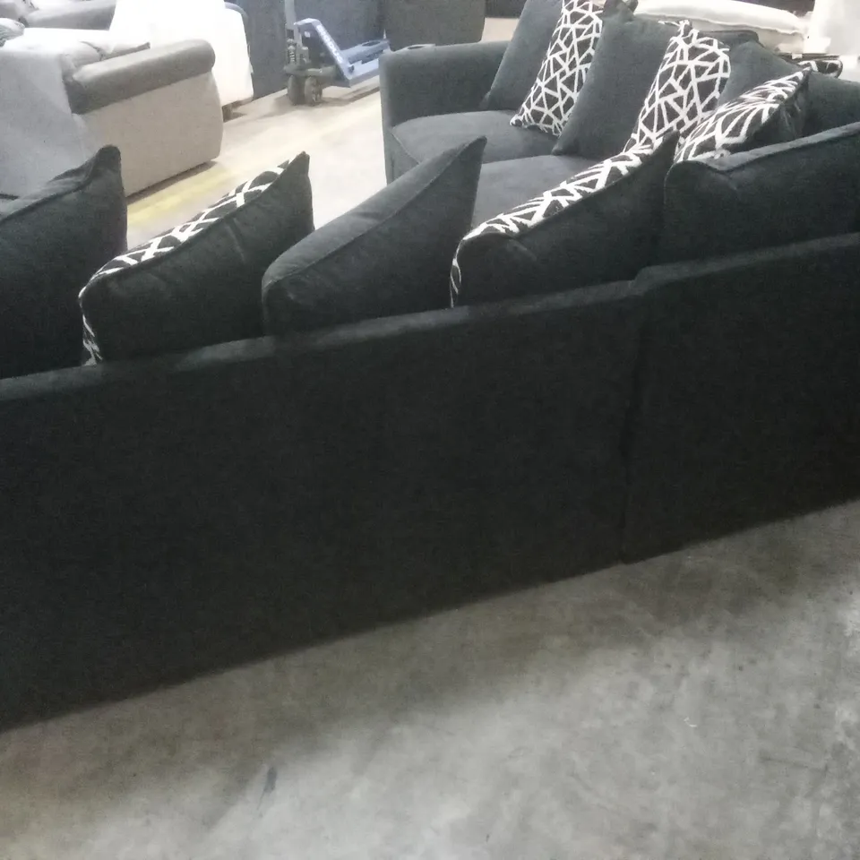 PAYTON FABRIC CORNER GROUP SOFA RRP £1499