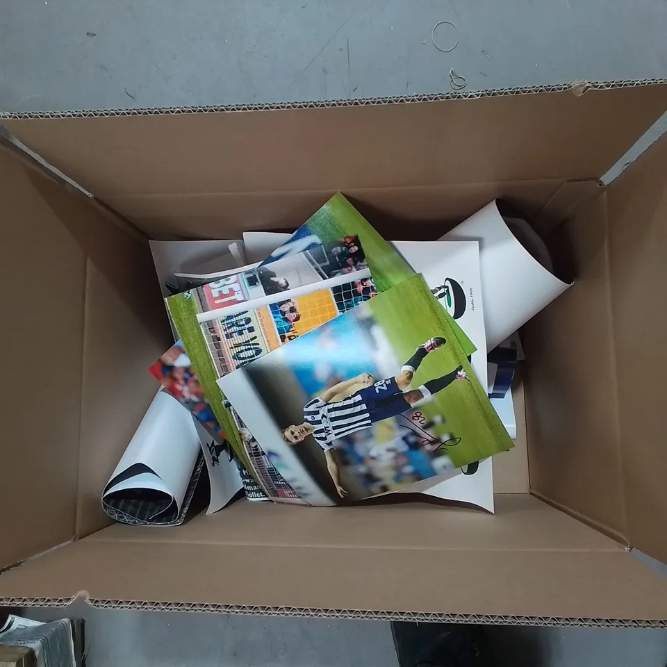 APPROXIMATELY 50 ASSORTED SPORTS THEMED ART PIECES/PHOTOGRAPHS