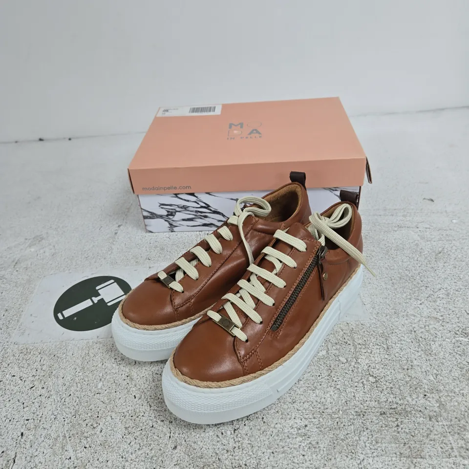 MODA IN PELLE AMELIAN TAN LEATHER TRAINERS – UK 6 (EU 39)