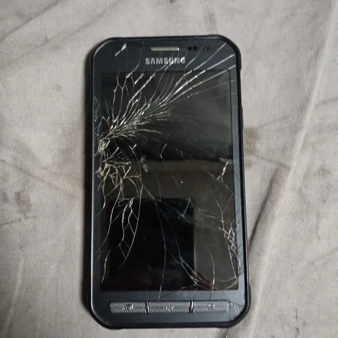 SAMSUNG GALAXY XCOVER 3 SMARTPHONE