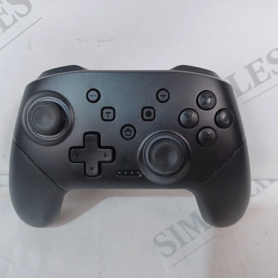 VOYEE WIRELESS N-S CONTROLLER S08 COMPATIBLE WITH NINTENDO SWITCH IN BLACK