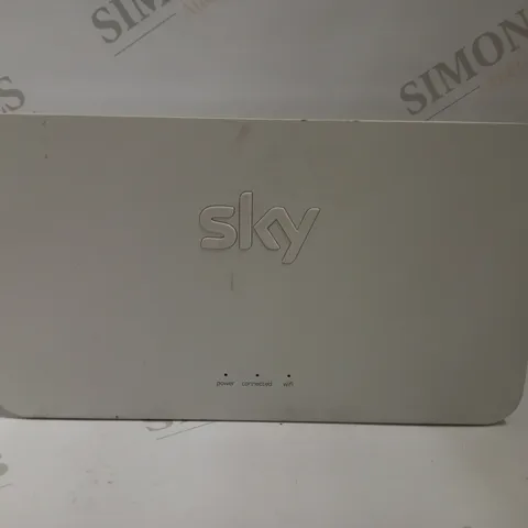 SKY Q WIRELESS WIFI BOOSTER - WHITE SE210