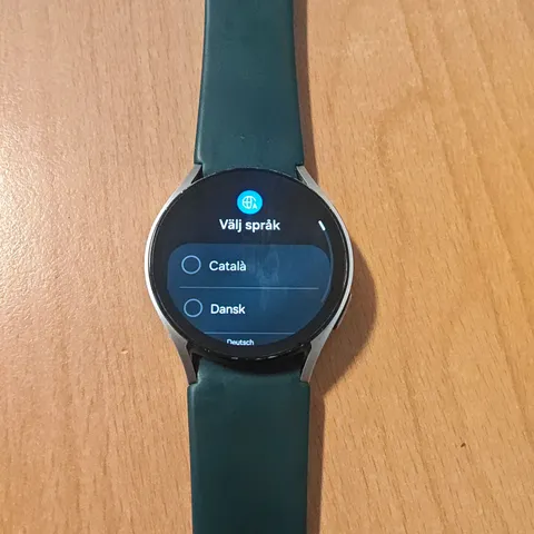 UNBOXED SAMSUNG GALAXY WATCH 40MM WITH 20MM TEAL STRAP - SM-R930