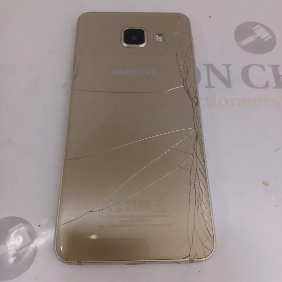 SAMSUNG GALAXY A3 MOBILE PHONE