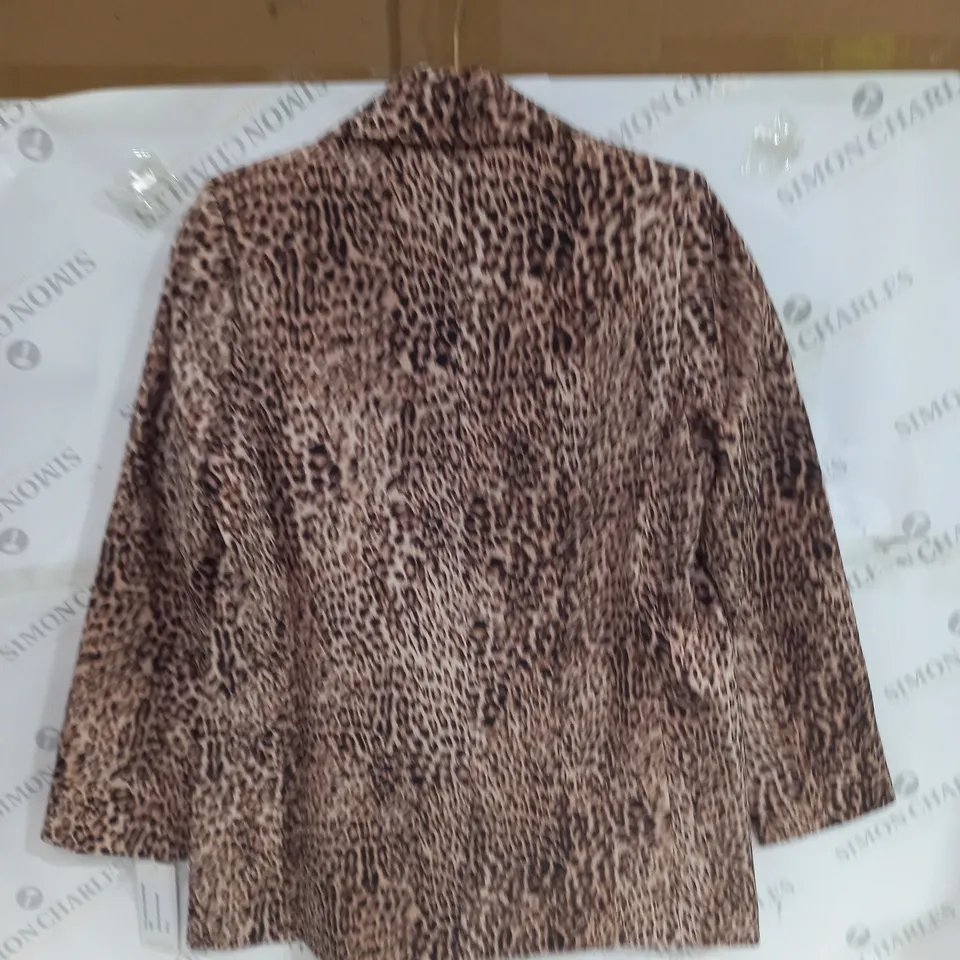 HELENE BERMAN BLAZER JACKET IN NATURAL LEAPORD SIZE 12 90% POLYESTER