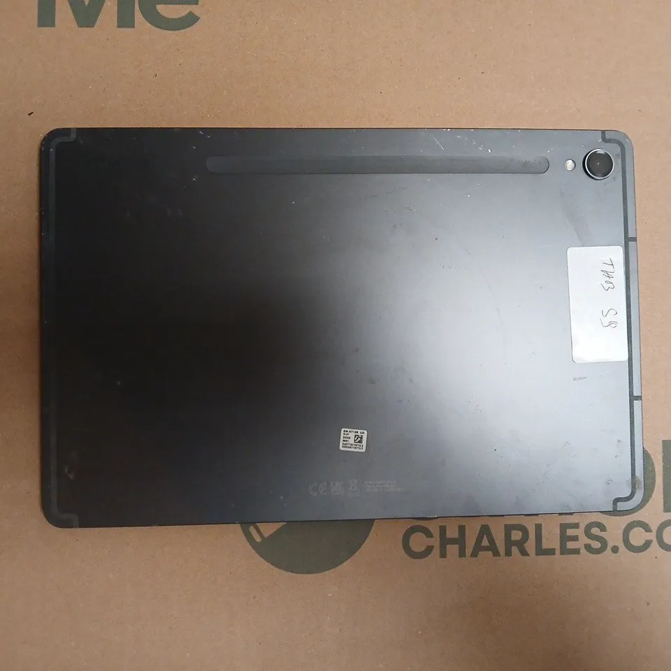 SAMSUNG SMX17B TABLET