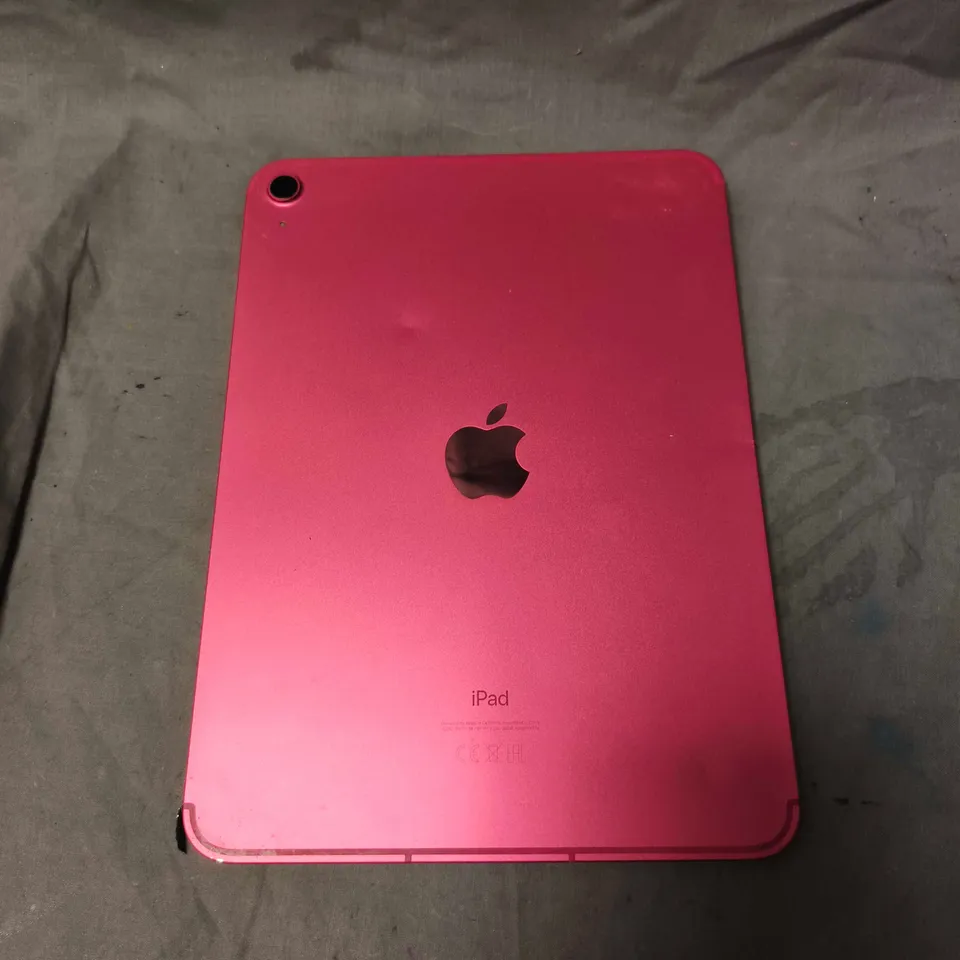 APPLE IPAD TABLET - A2757