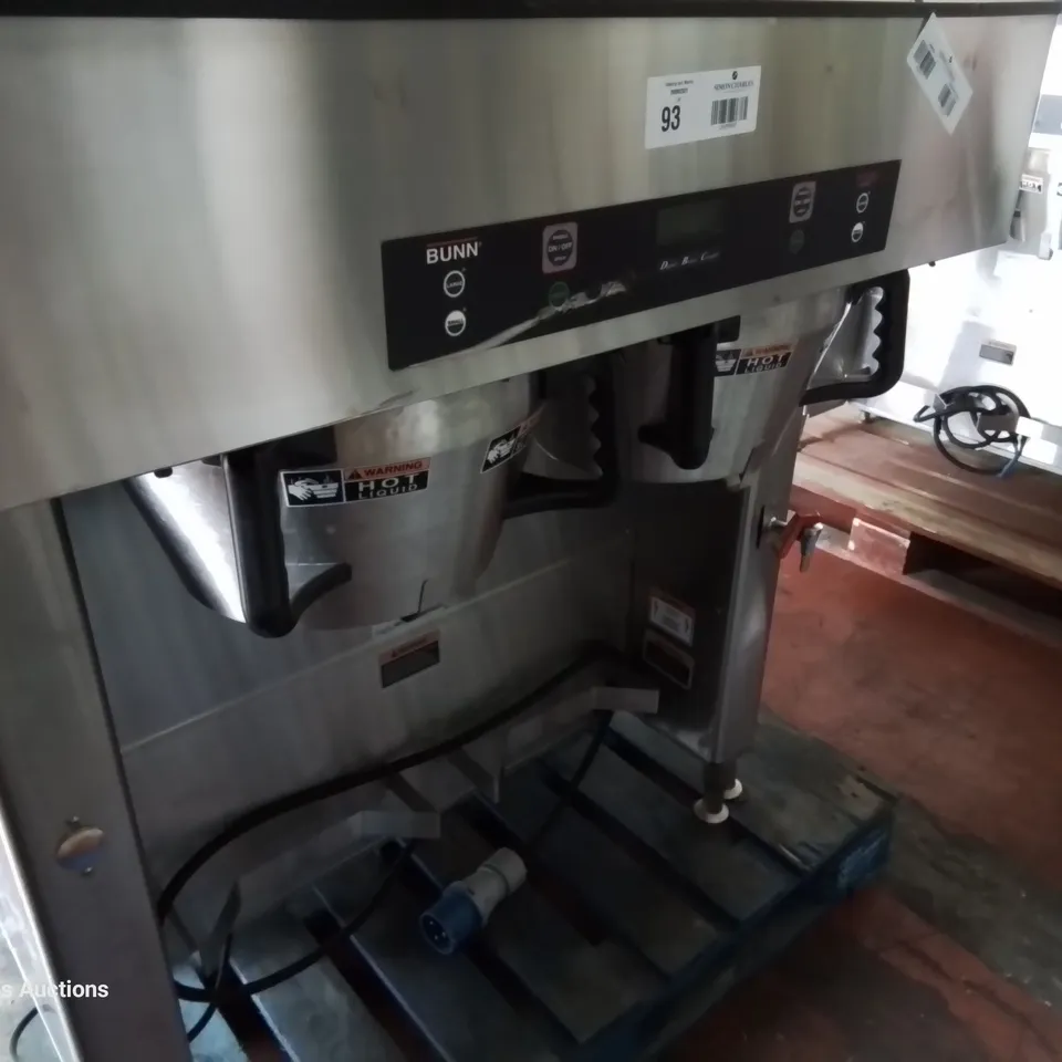 BUNN DUAL TITAN COMMERCIAL COFFEE BREWER