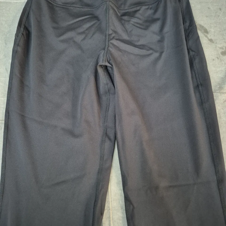 POWERCUT ALL-DAY-WEAR FLARE LEGGINGS IN BLACK SIZE MEDIUM