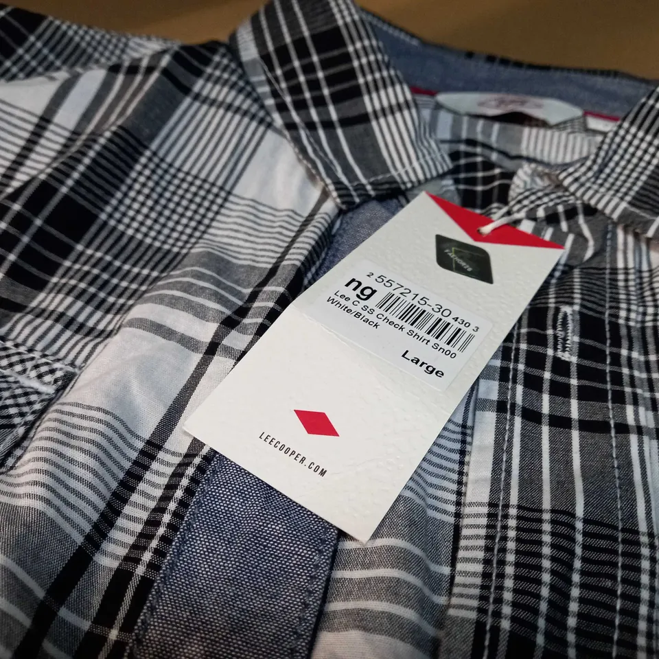 LEE COOPER WHITE/BLACK CHECK SHIRT - LARGE