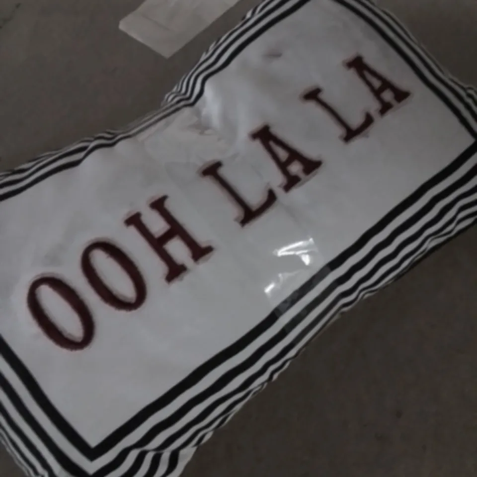 OOH LA LA RECTANGLE CUSHION 