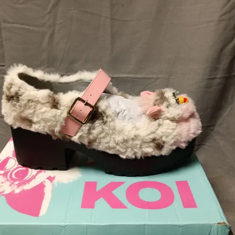 BOXED TIRA FURBY MARY JANES 'CHURCH MOUSE EDITION' – UK 8 KIDS SHOES (KA00538-UK8)