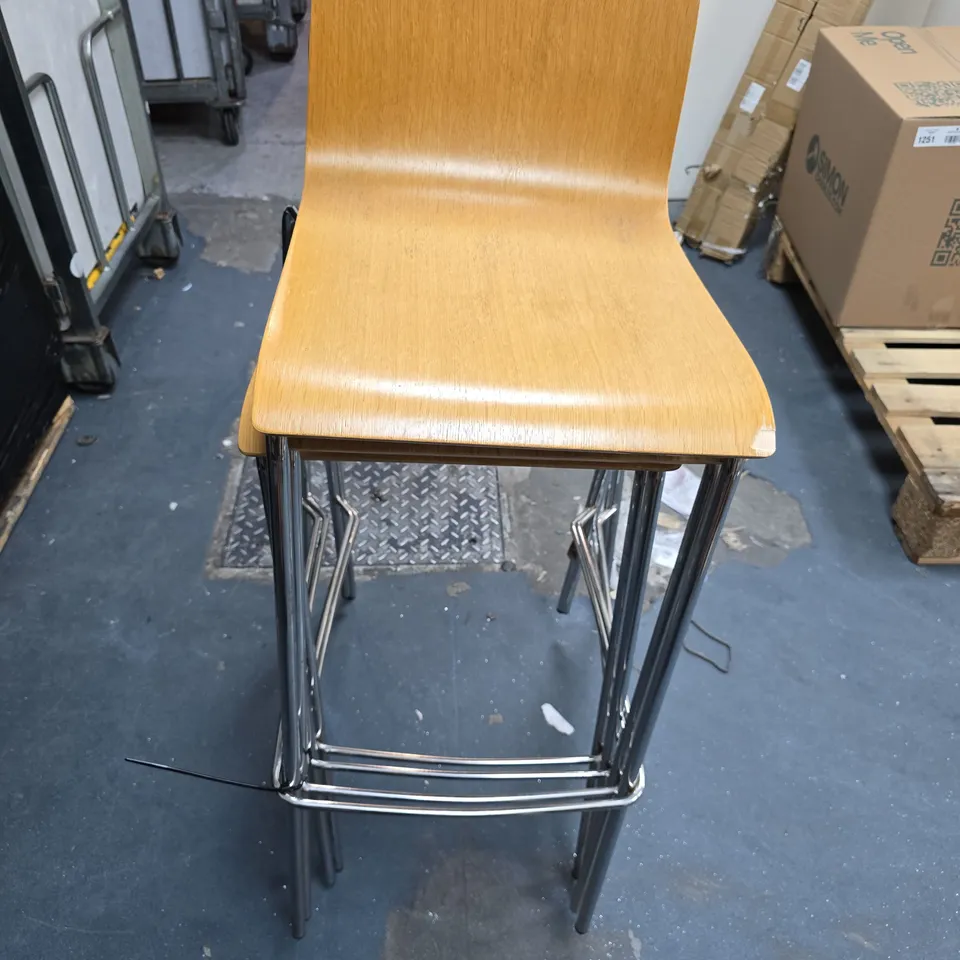 SET OF 4 LIGHT-WOOD STACKABLE CHAIRS
