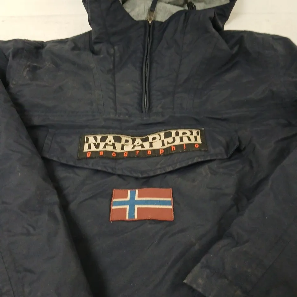 NAPAPIJRI GEOGRAPHICAL NAVY JACKET - SIZE M