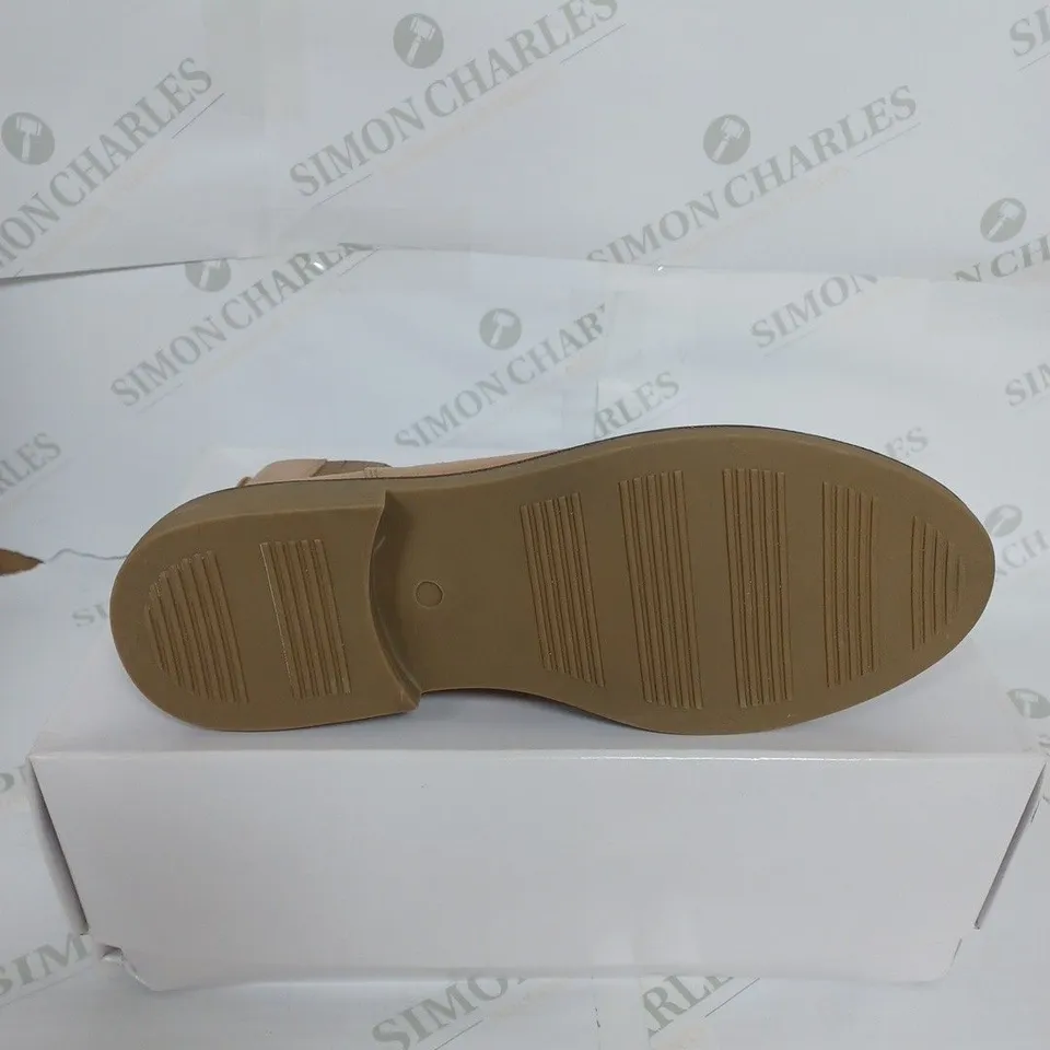 BOXED MARSH MICROSUEDE SHOES IN BISCUIT SIZE 11