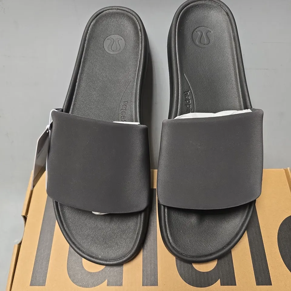BOXED LULUEMON MEN'S RESTFEEL SLIDE SIZE 10.5
