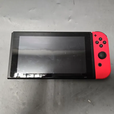 NINTENDO SWITCH GAMING CONSOLE HAC-001