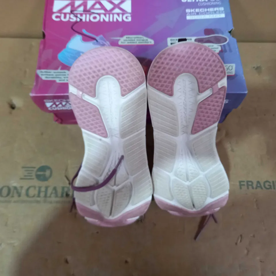 BOXED PAIR OF SKECHERS - SIZE 5.5
