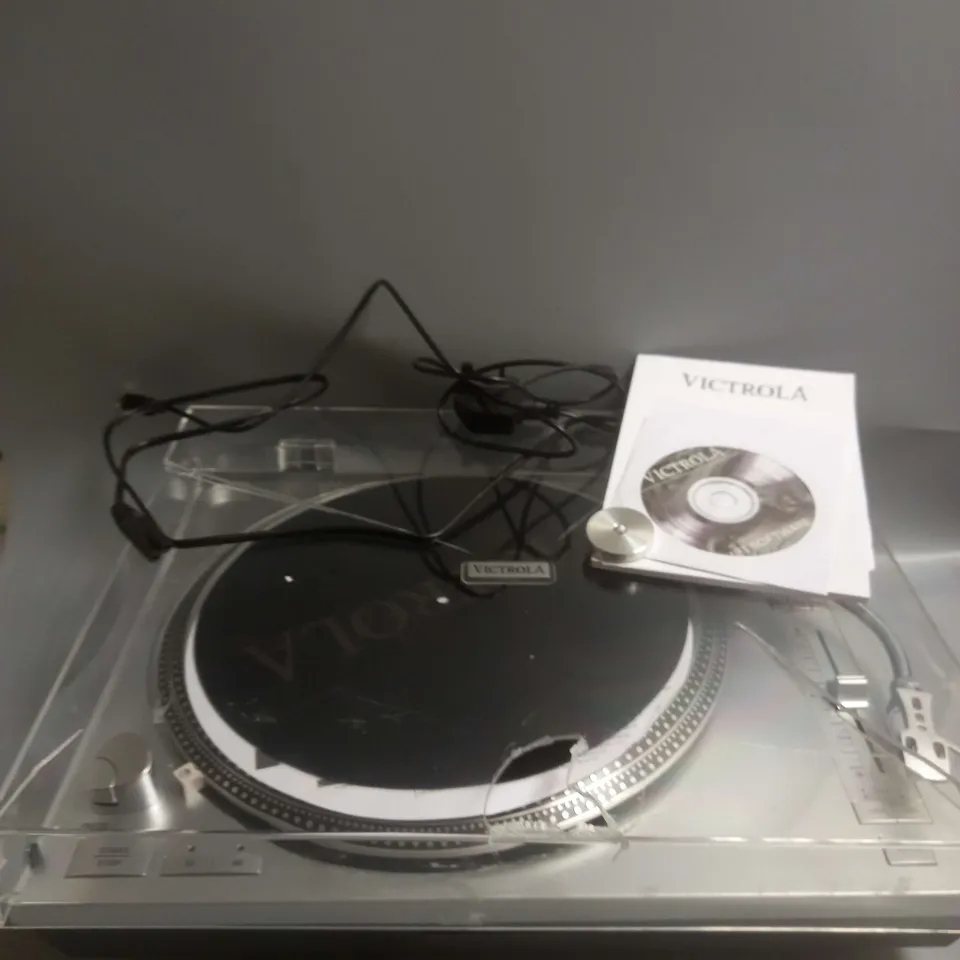 VICTROLA PROFFESIONAL TURNTABLE VPRO-2000