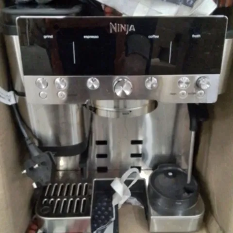 NINJA COFFEE MACHINE