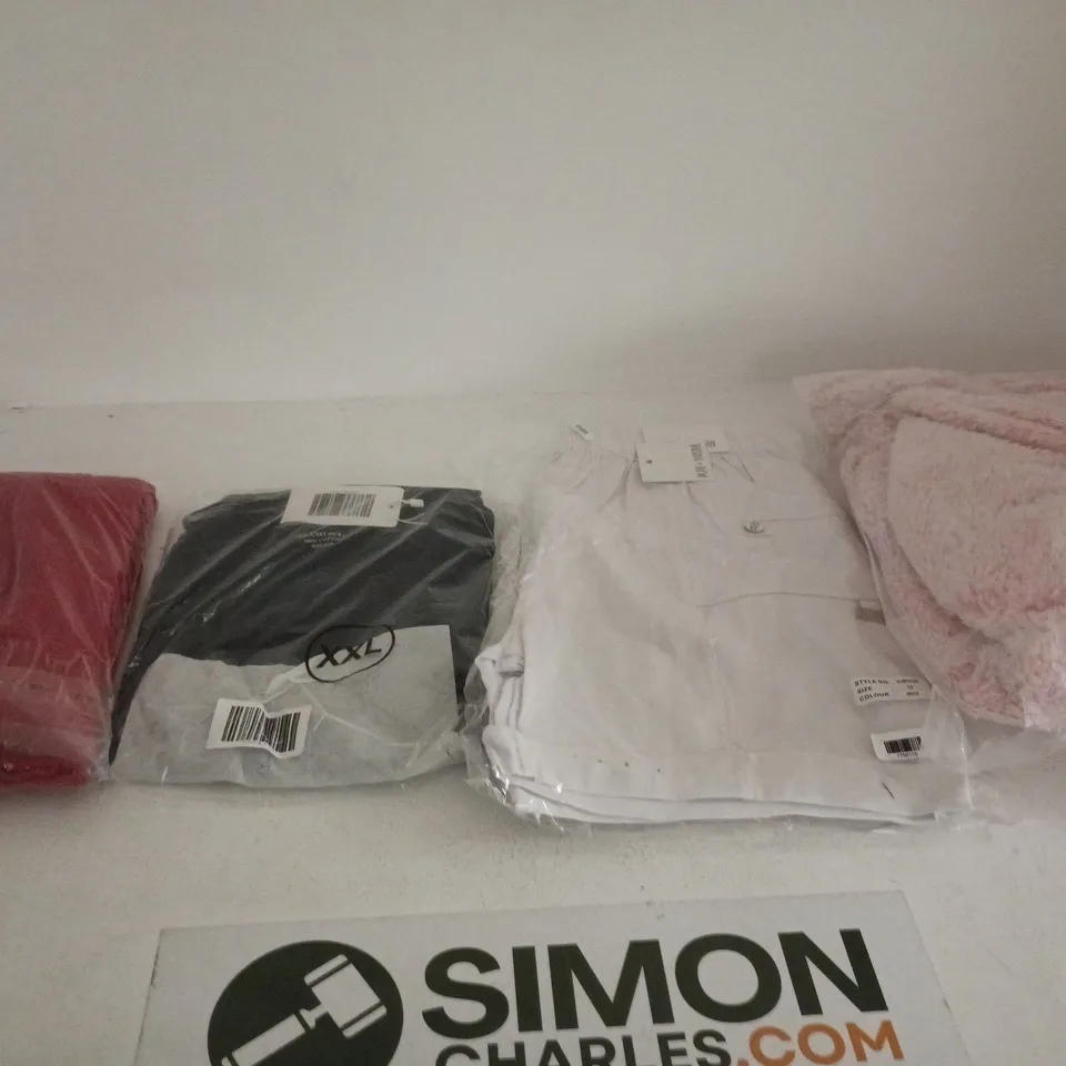 BOX OF APPROXIMATELY 10 ASSORTED CLOTHING ITEMS IN DIFFERENT STYLES, COLOURS AND SIZES