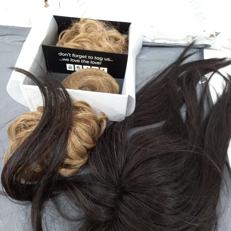 APPROXIMATELY 20 ASSORTED EASILOCKS PRODUCTS TO INCLUDE HAIR SCRUNCHIES, HAIR TOPPERS ALL IN VARIOUS IN COLOURS