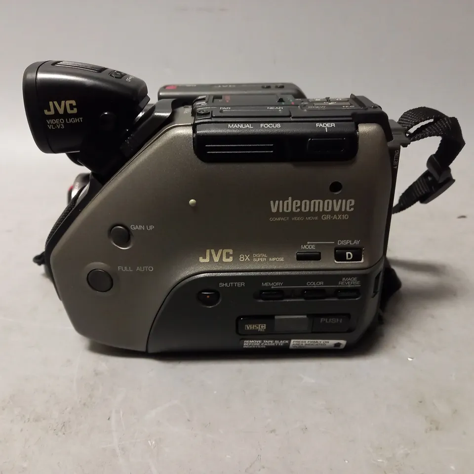 JVC GR-AX10 COMPACT VIDEO MOVIE CAMCORDER 