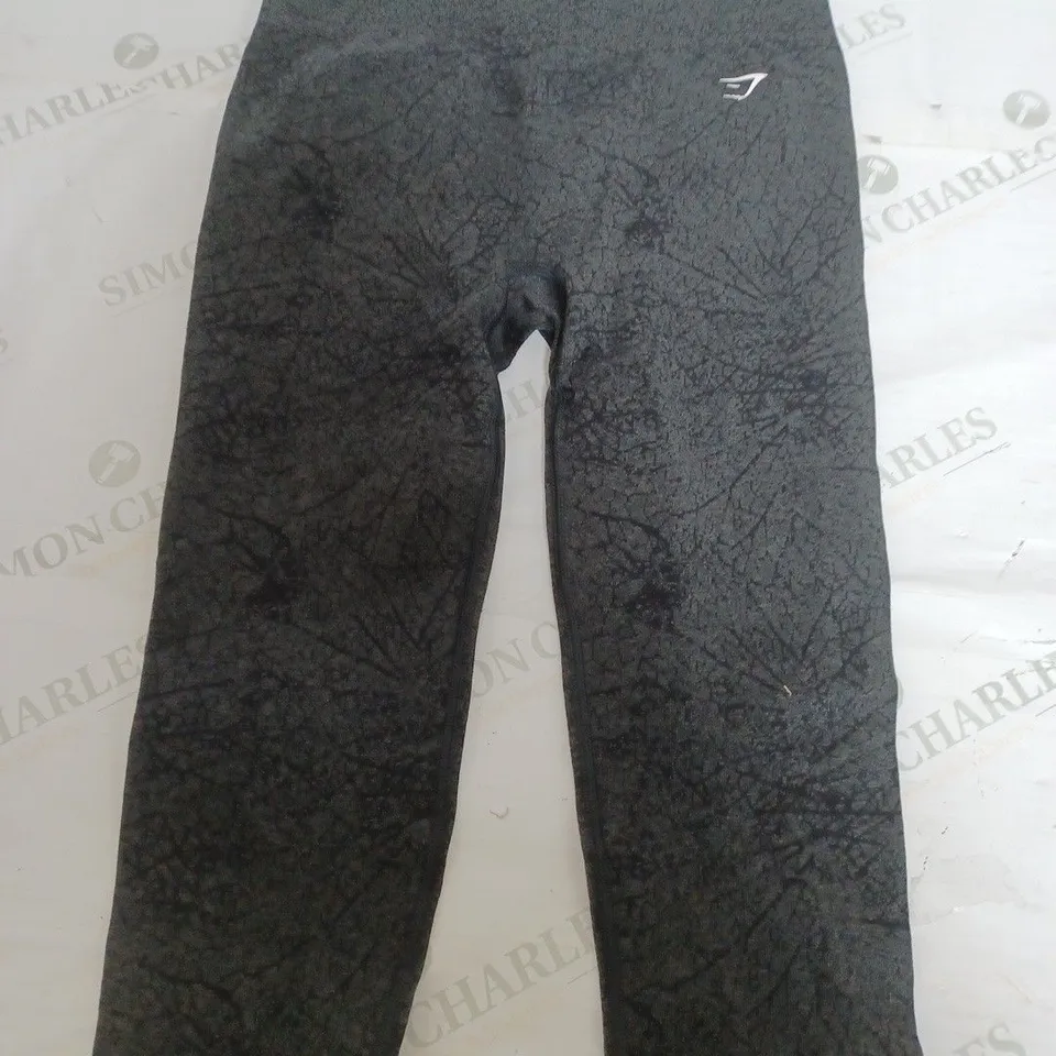 GYMSHARK ADAPT PATTERN SEAMLESS LEGGINGS IN BLACK - MEDIUM