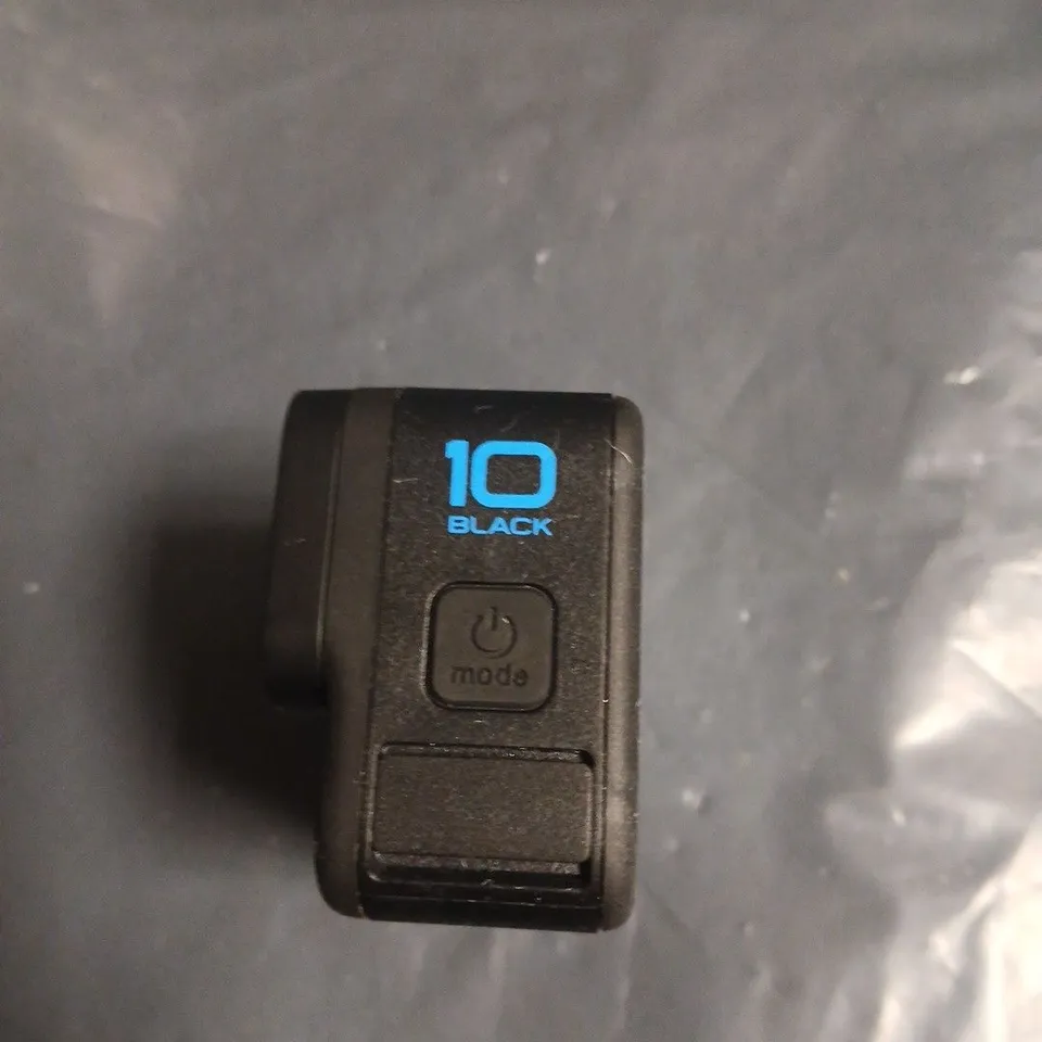 GOPRO HERO10 BLACK ACTION CAMERA