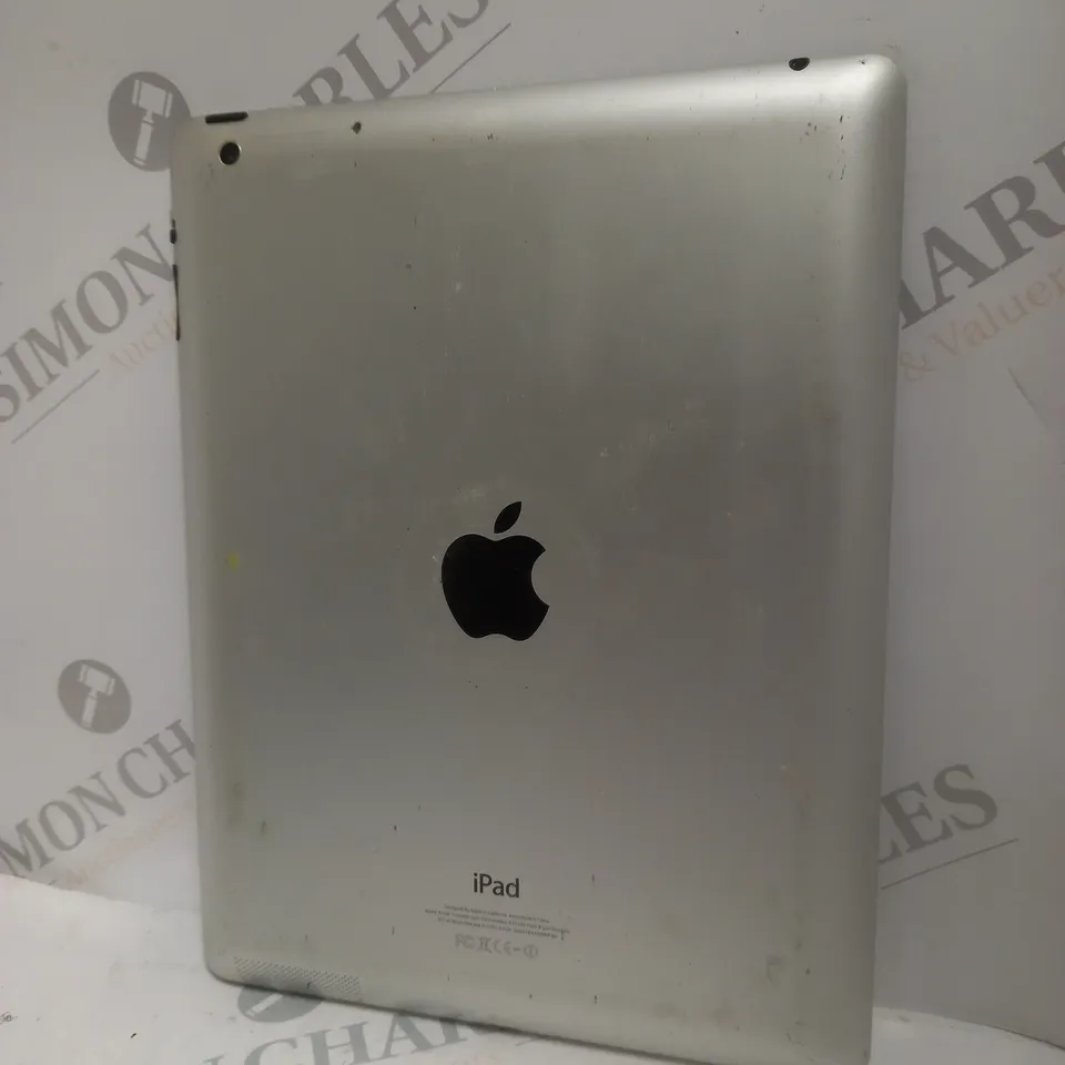 APPLE IPAD A1458 (4TH GEN) TABLET SLIVER