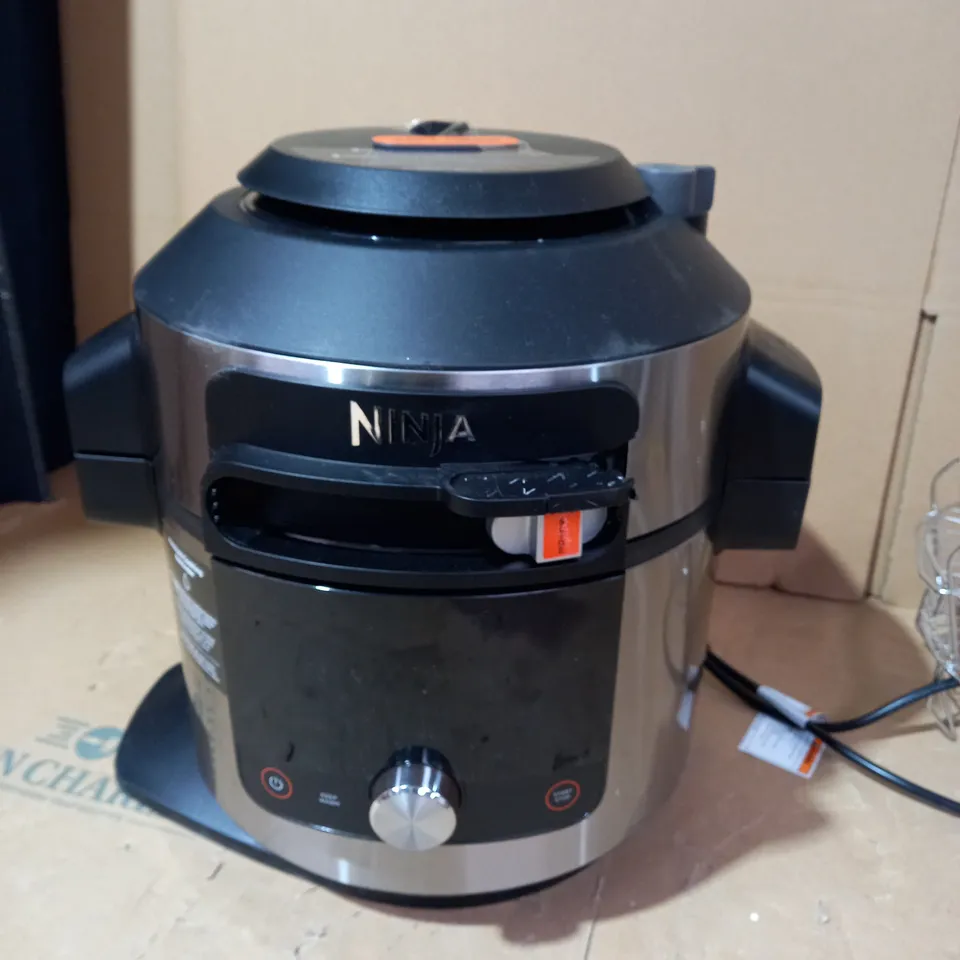 NINJA FOODI SMARTLID MULTI COOKER 