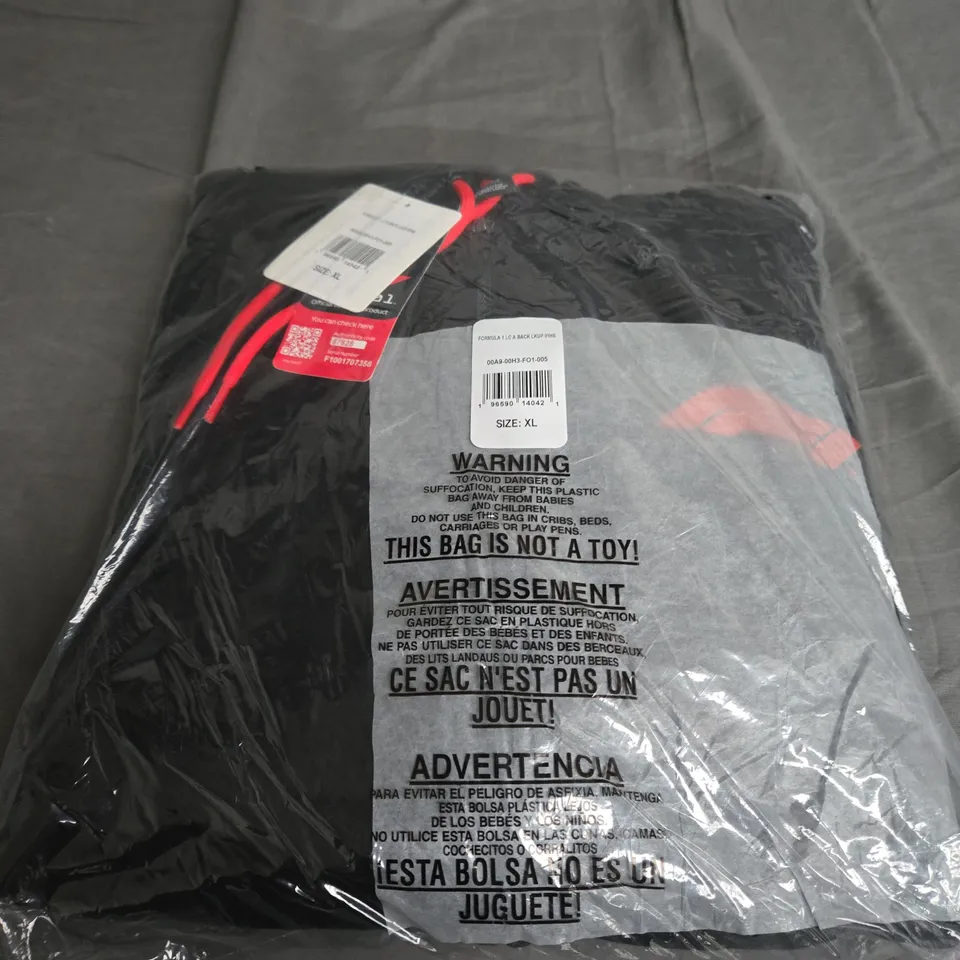 F1 BLACK HOODIE SIZE XL