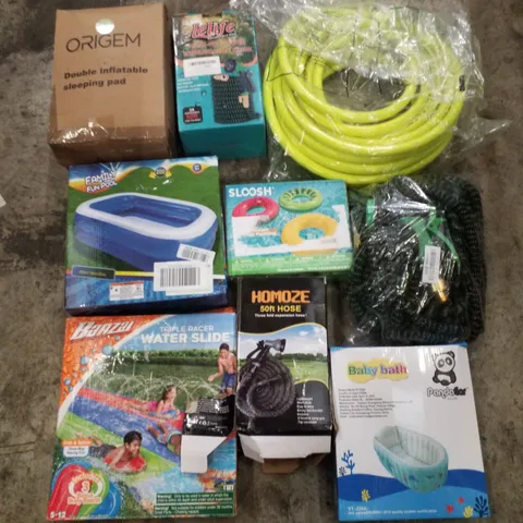PALLET CONTAINING ASSORTED GARDEN HOSES & INFLATABLES