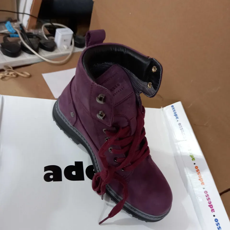 ADESSO WATERPROOF PURPLE BOOT SIZE 5 