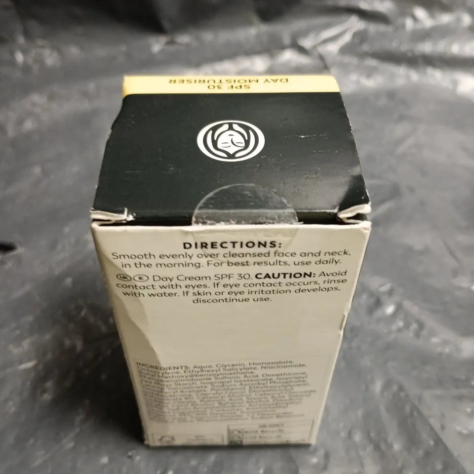 OLAY Total Effects 7-in-1 Day Moisturiser SPF 30 – Boxed