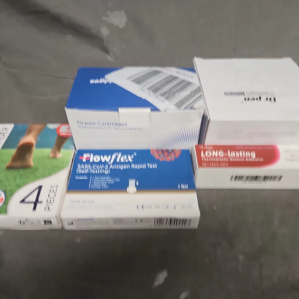 APPROX 5 ASOSRTED ITEMS TO INCLUDE TOE SPREADER , DENTURE ADHESIVE AND ANTIGEN RAPID TEST