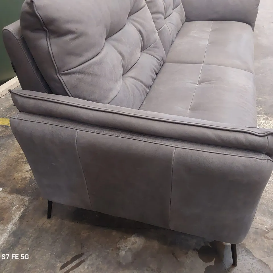 QUALITY ITALIAN DESIGNER POWER RECLINING THREE SEATER SOFA DAMASCO LEATHER