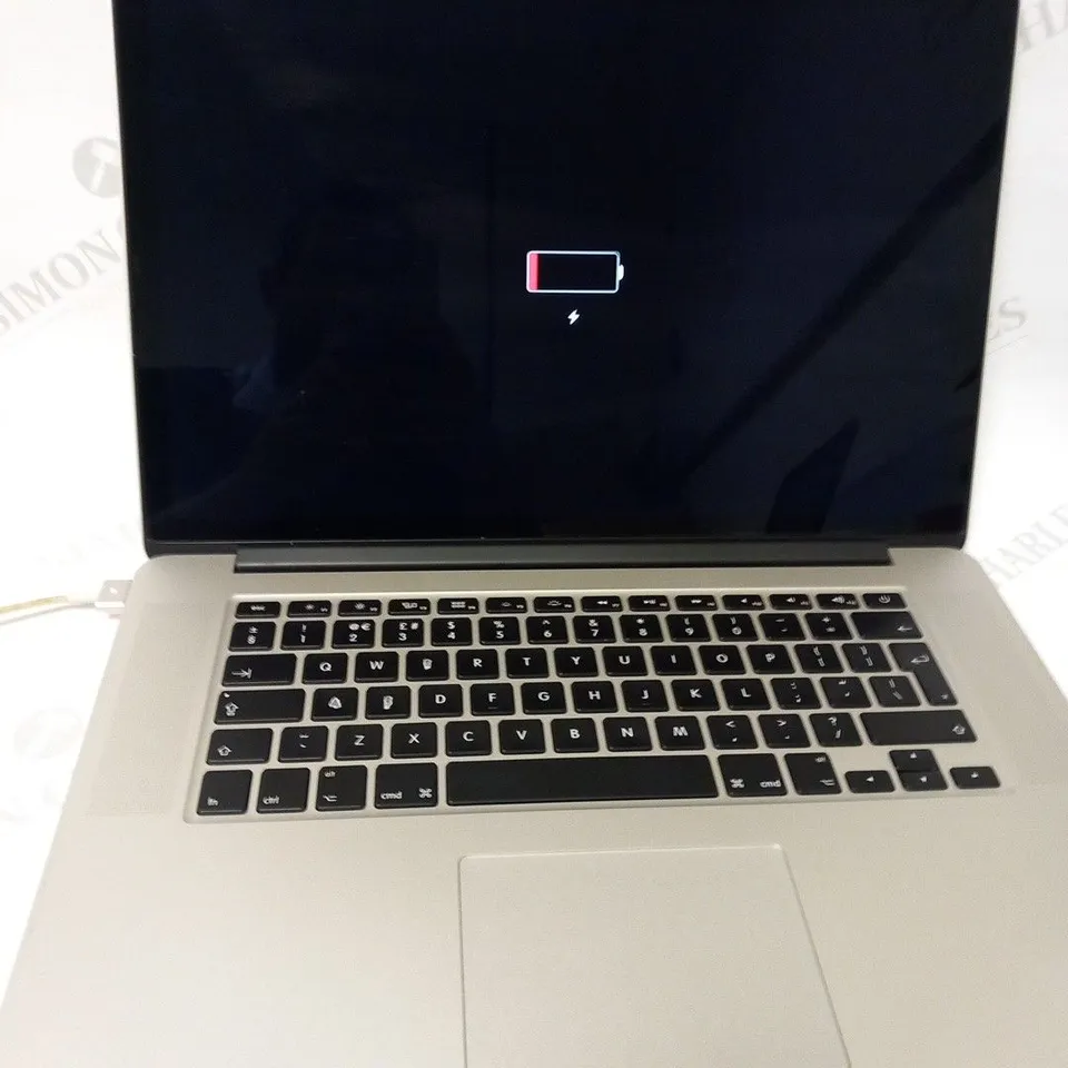 APPLE MACBOOK PRO (A1398 MID 2014)