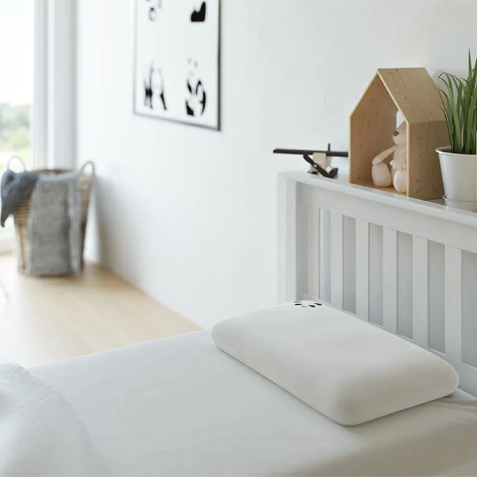 BOXED KIDS MEMORY FOAM 38 X 53CM PLUSH PILLOW